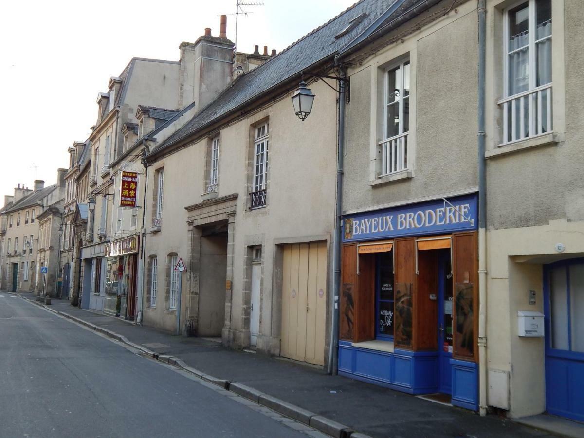 Apartamento Au Coeur Du Centre Historique Bayeux Exterior foto